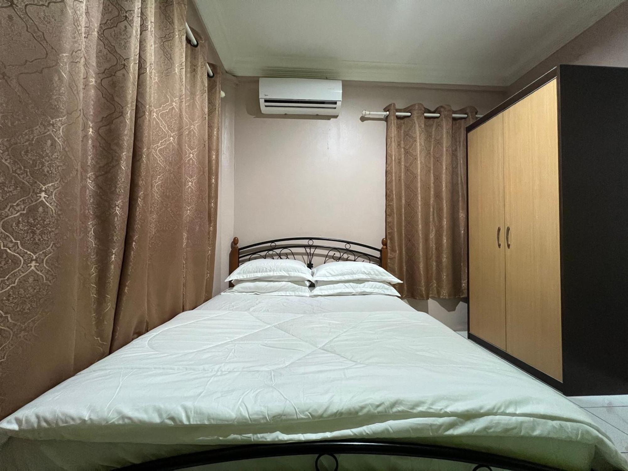 Hanif Homestay Kuching Exteriör bild